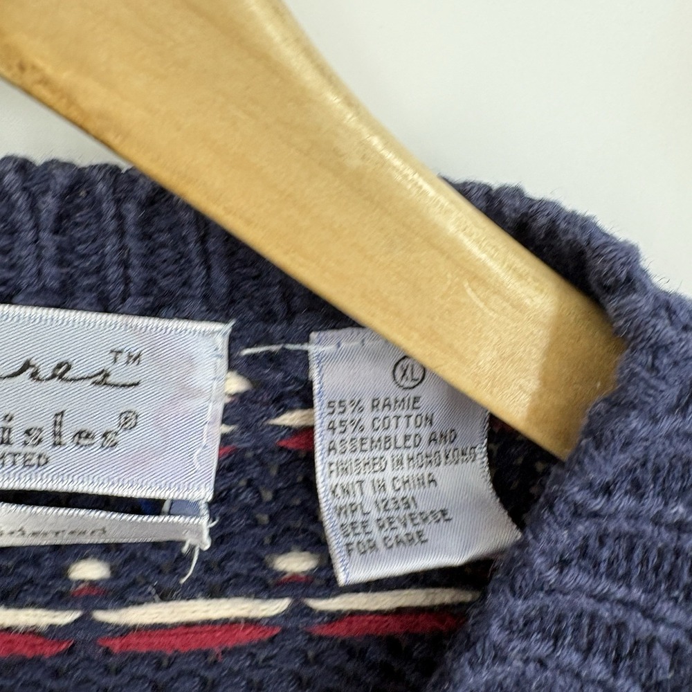 Vintage Northern Isles Hand Knit Sweater XLarge USA Patchwork 90s American Flag - Picture 6 of 10
